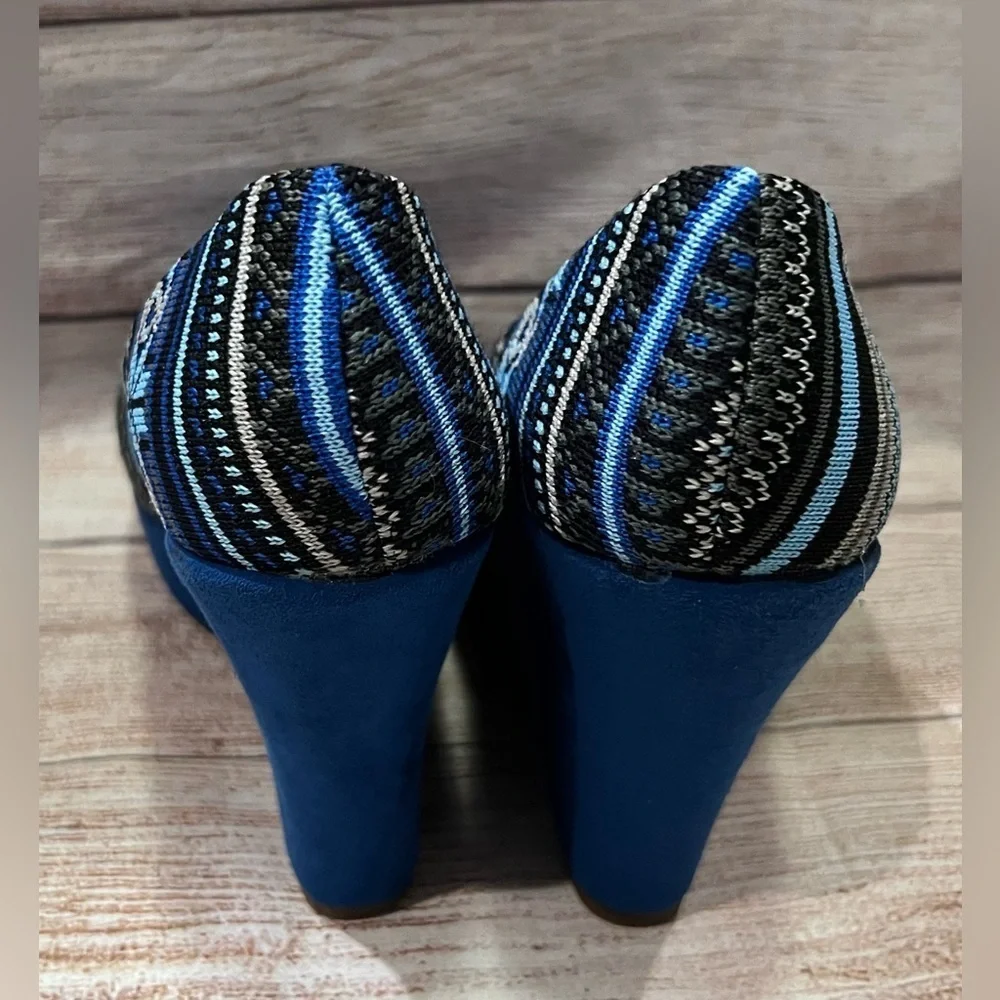 Efe platform shoes size 23 1/2 size 6